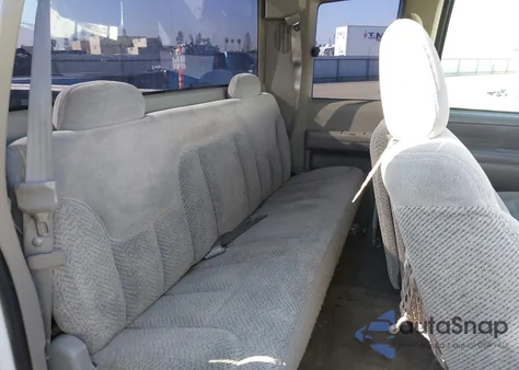 1999 Chevrolet C1500 Ls from USA, damaged, VIN 1GCEC19R2XR124023